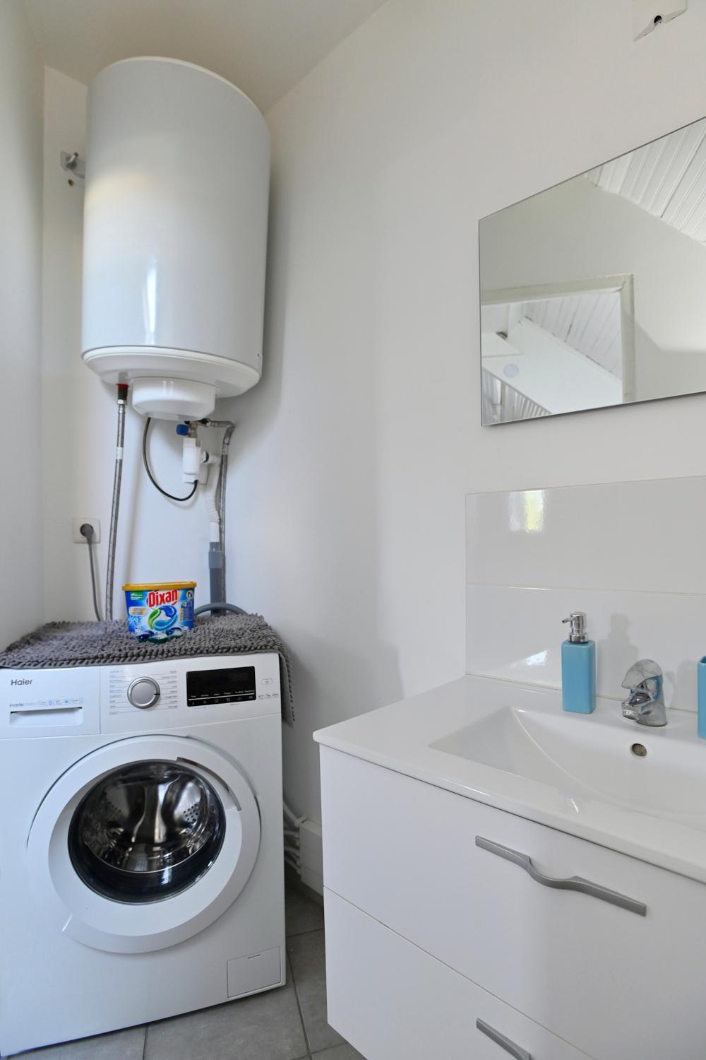 T2 Cosy Et Lumineux - Proche Centre Et Commodites Saint-Quentin  Eksteriør bilde